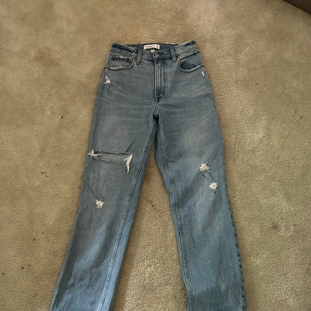 Abercrombie Curve Love 90s Straight Ultra High Rise